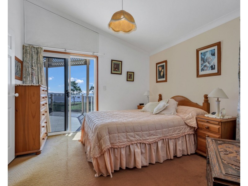 67 Endeavour Esplanade, Newport QLD 4020