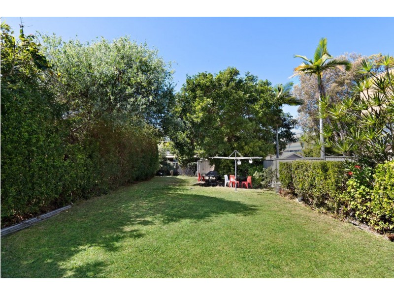 308 Scarborough Road, Scarborough QLD 4020