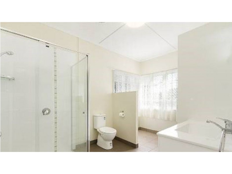 23 Grant Street, Redcliffe QLD 4020