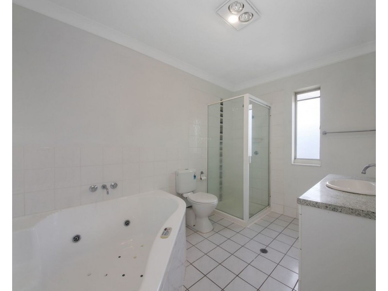 1 Inglis Street, Woody Point QLD 4019