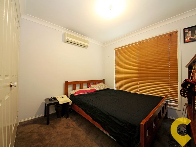 4 Maple Street, Kallangur QLD 4503