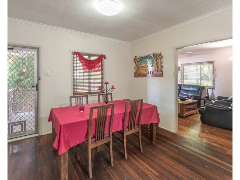 36 Hawthorne Street, Woody Point QLD 4019