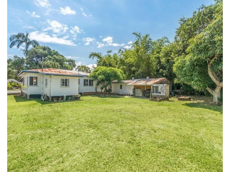 36 Hawthorne Street, Woody Point QLD 4019