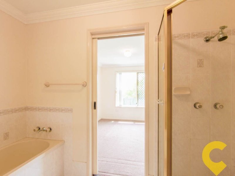 6b Tuckeroo Street, Rothwell QLD 4022