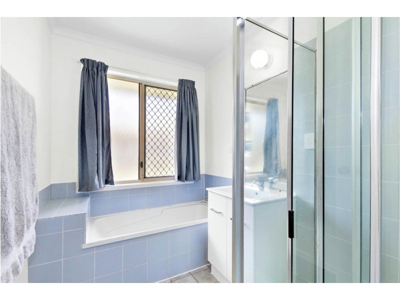 17 Claremont Drive, Murrumba Downs QLD 4503