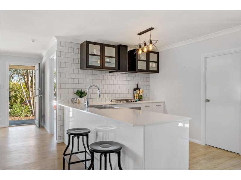 8 Homefield Street, Margate QLD 4019