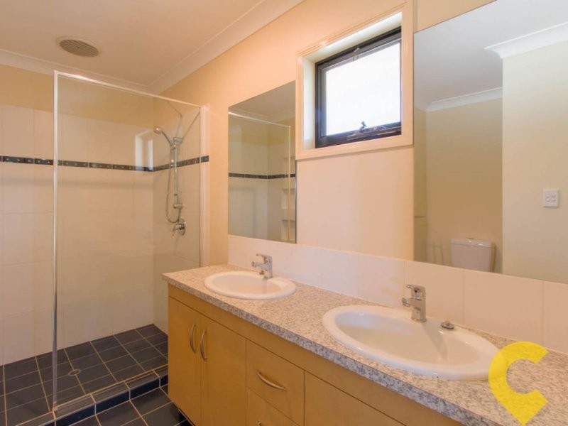 12 Lacebark Street, North Lakes QLD 4509
