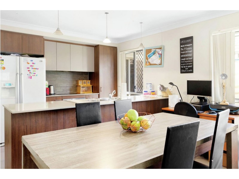 9 Wallis Circuit, North Lakes QLD 4509