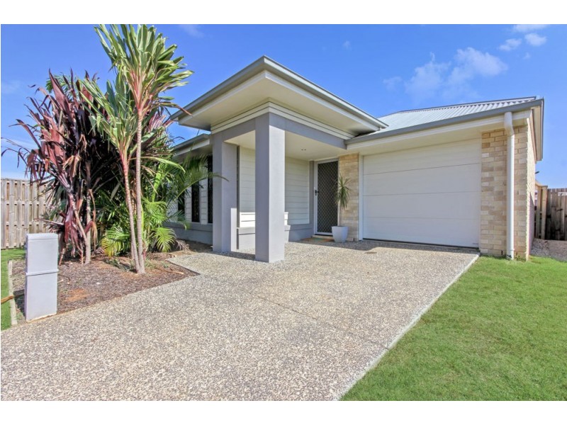 12 Honeyeater Crescent, Dakabin QLD 4503