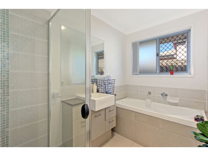 12 Honeyeater Crescent, Dakabin QLD 4503