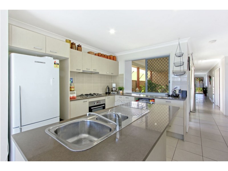 12 Honeyeater Crescent, Dakabin QLD 4503