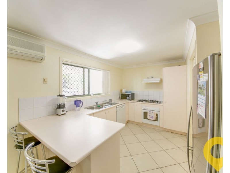 11 Emperor Court, Kallangur QLD 4503