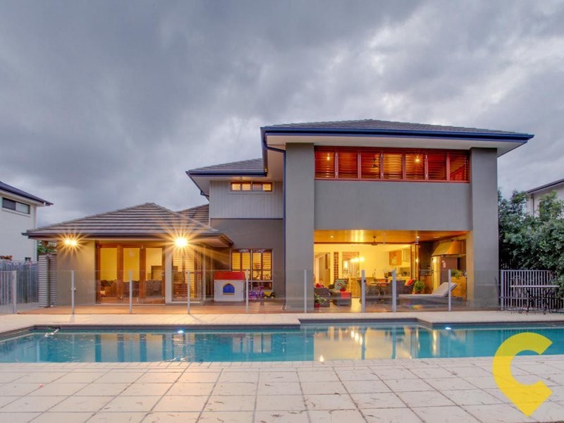 5 Nicklaus Parade, North Lakes QLD 4509