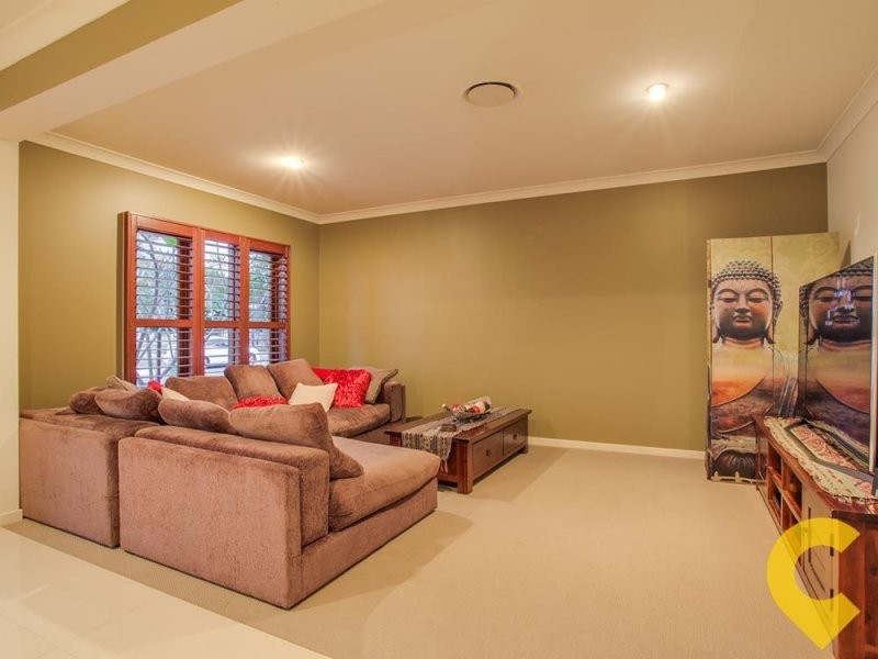 5 Nicklaus Parade, North Lakes QLD 4509