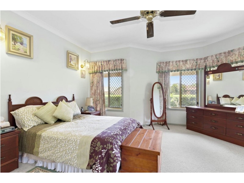 4 Whitelaw Street, Murrumba Downs QLD 4503