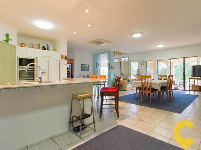 16 Lochside Drive, North Lakes QLD 4509