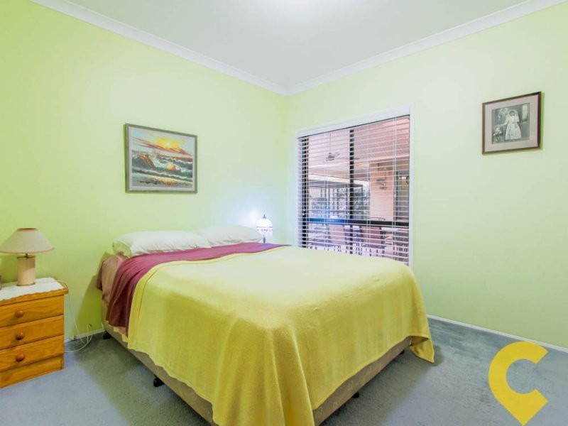 16 Lochside Drive, North Lakes QLD 4509