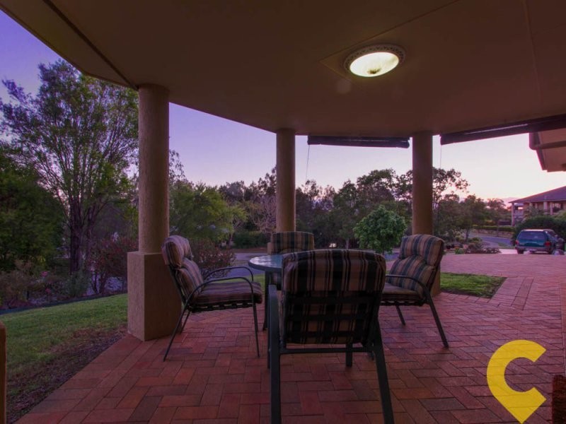 16 Lochside Drive, North Lakes QLD 4509