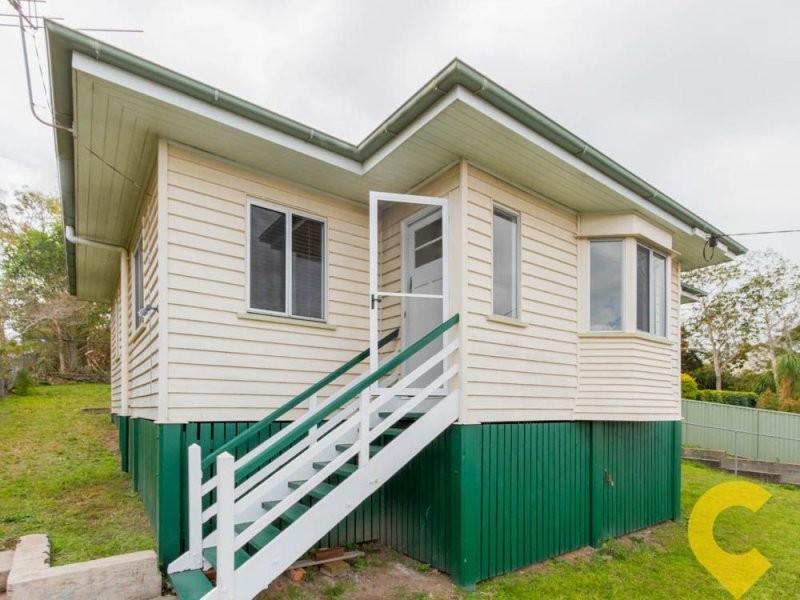 140 Rainbow Street, Sandgate QLD 4017