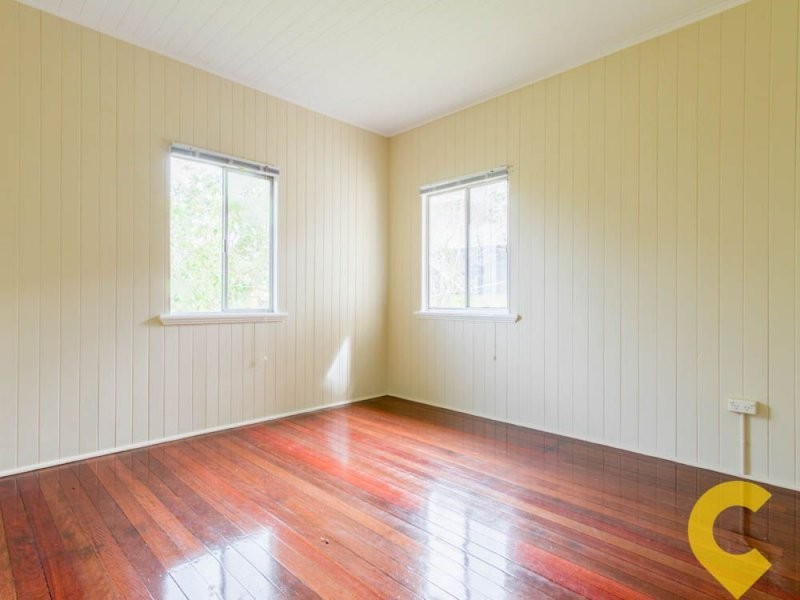 140 Rainbow Street, Sandgate QLD 4017