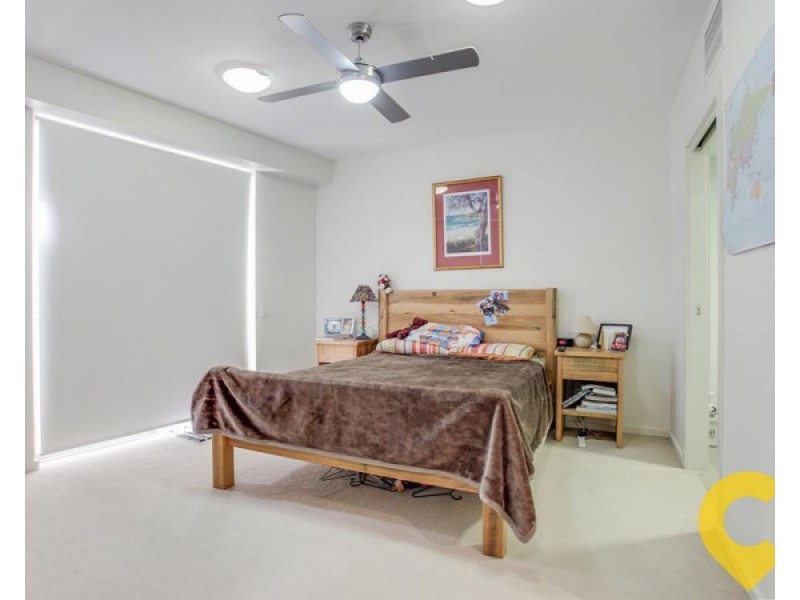 1/146 Prince Edward Parade, Scarborough QLD 4020