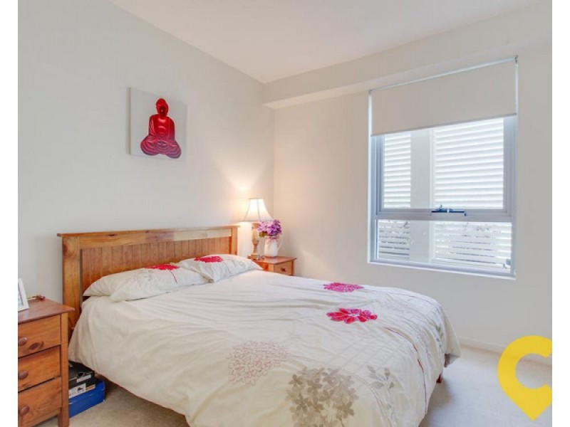 1/146 Prince Edward Parade, Scarborough QLD 4020