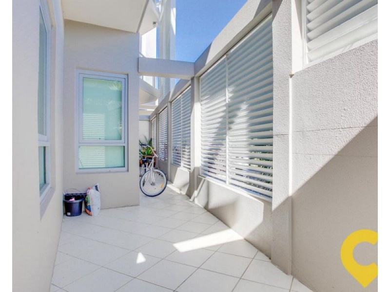 1/146 Prince Edward Parade, Scarborough QLD 4020