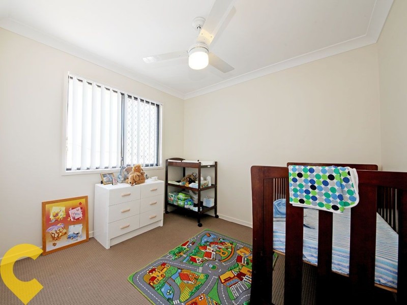 8 Friars Crescent, North Lakes QLD 4509