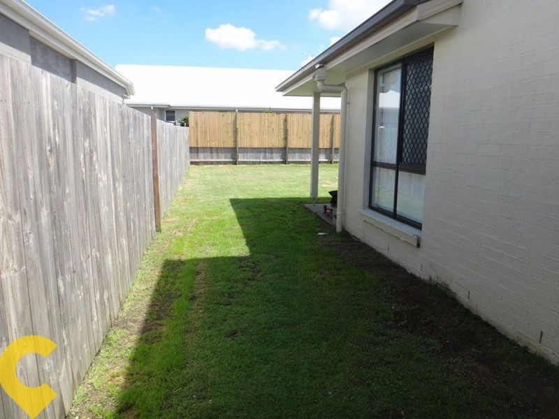 8 Friars Crescent, North Lakes QLD 4509