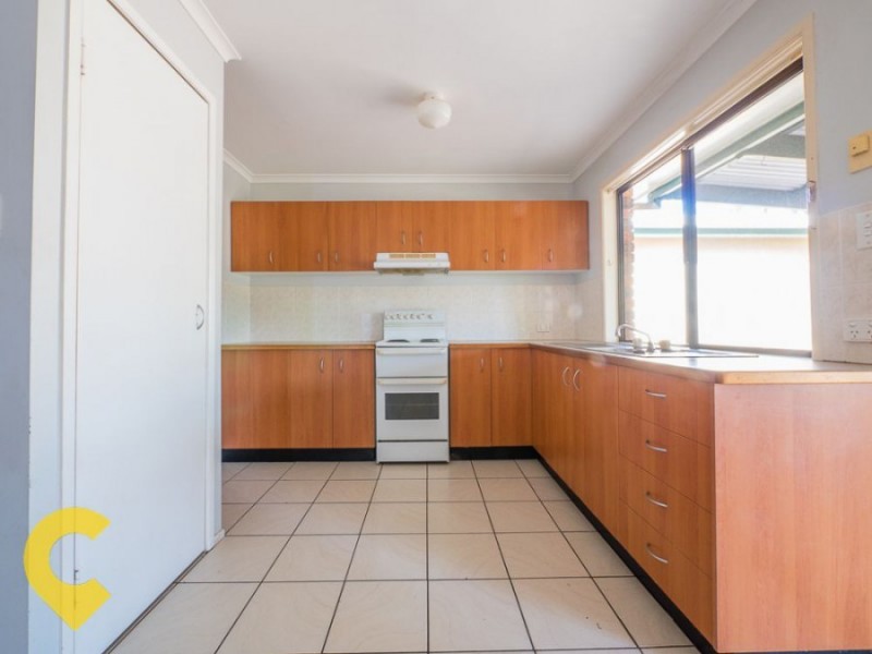 37 Moatah Drive, Beachmere QLD 4510