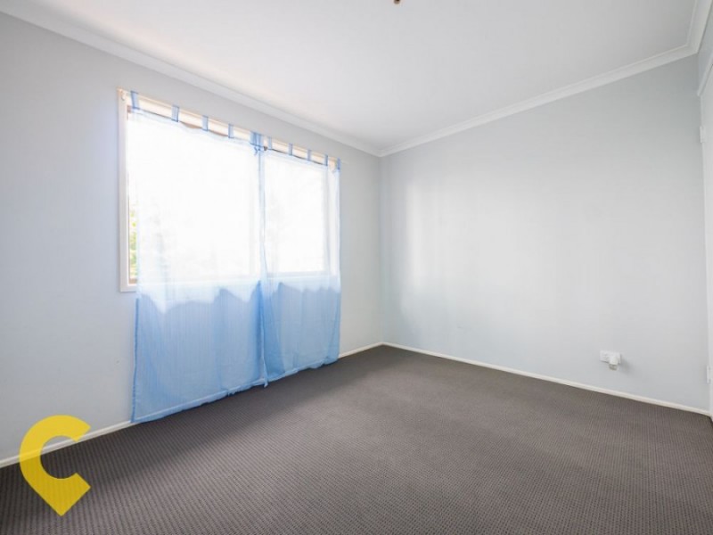 37 Moatah Drive, Beachmere QLD 4510