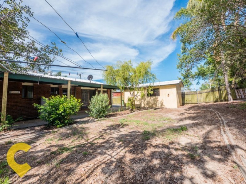 37 Moatah Drive, Beachmere QLD 4510