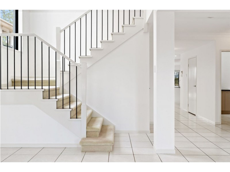 1 Derwent St, Murrumba Downs QLD 4503