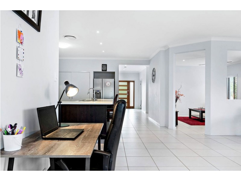 3 Picabeen Court, North Lakes QLD 4509