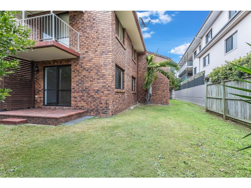 2/186 Mein Street, Scarborough QLD 4020