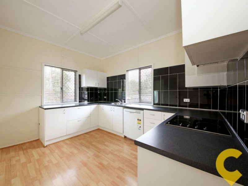 134 Oxley Avenue, Woody Point QLD 4019