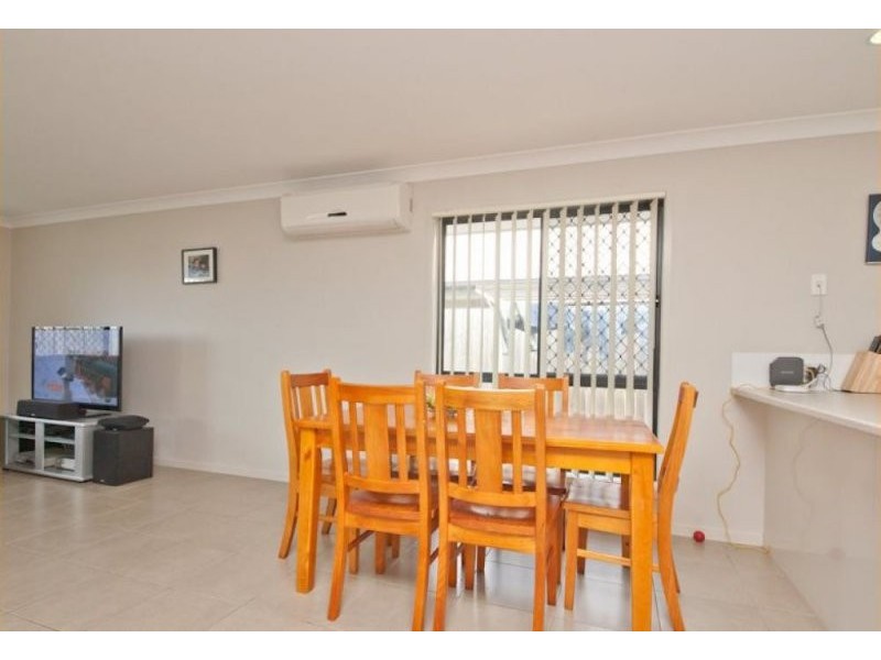 10 Severn Crescent, North Lakes QLD 4509