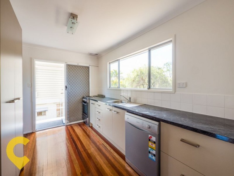 51 Porter Street, Redcliffe QLD 4020