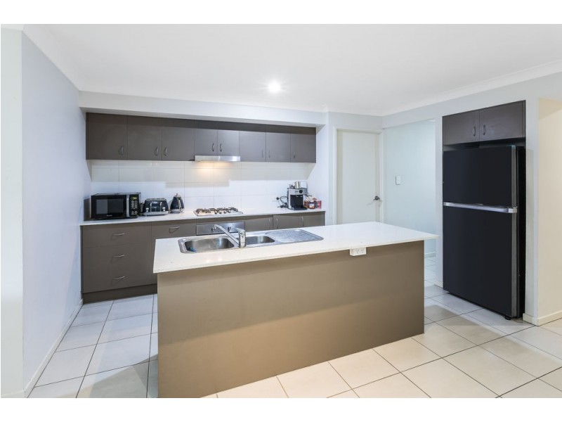 5 Pinevale Place, Mango Hill QLD 4509