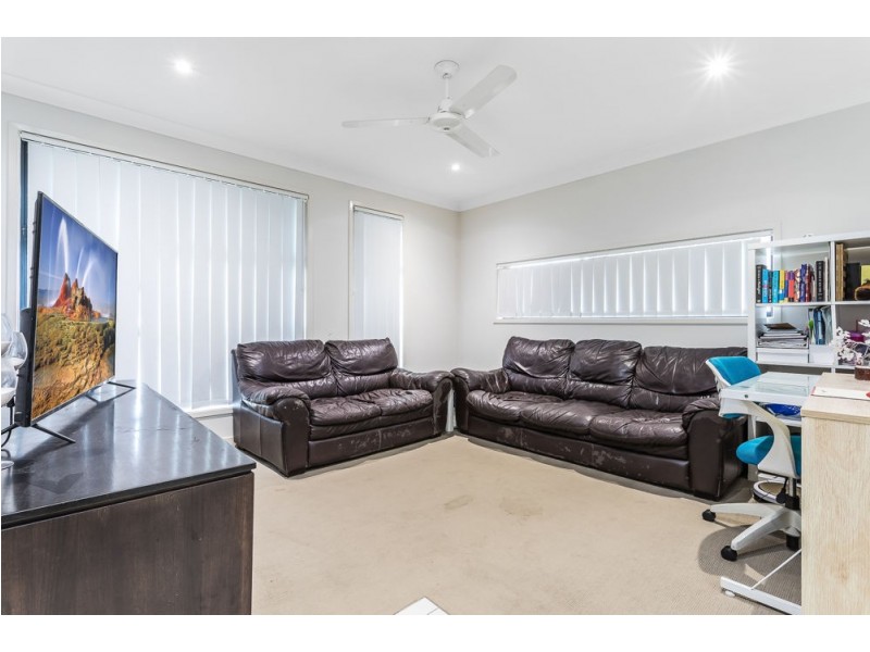 5 Pinevale Place, Mango Hill QLD 4509