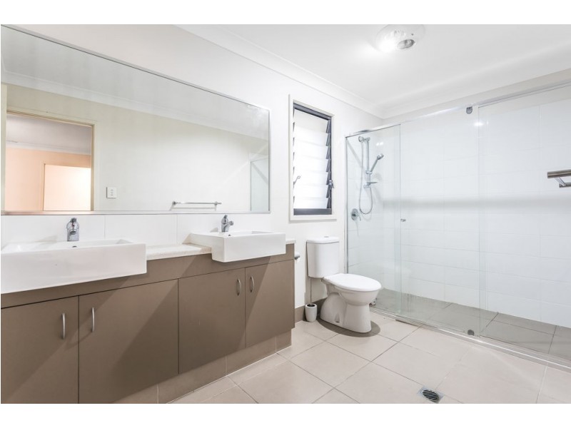 5 Pinevale Place, Mango Hill QLD 4509