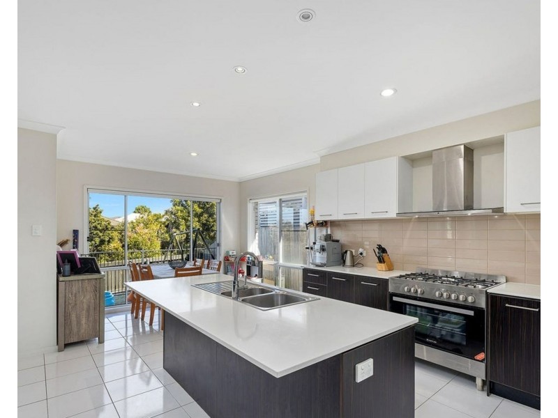 74 Daintree Circuit, North Lakes QLD 4509