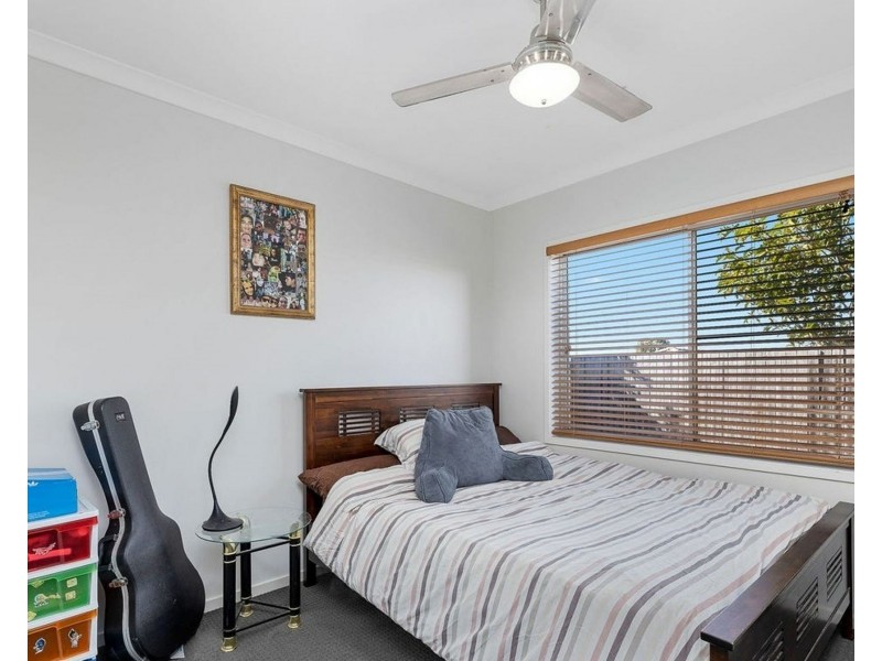 74 Daintree Circuit, North Lakes QLD 4509