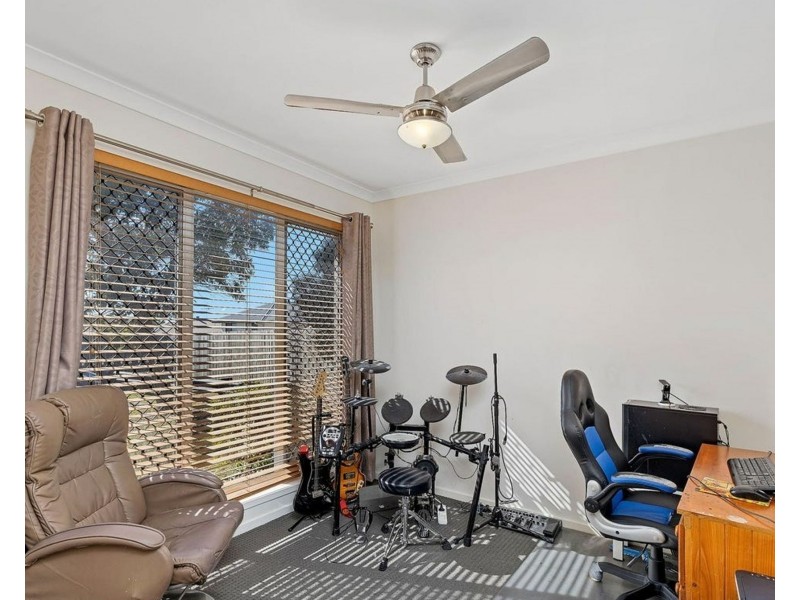 74 Daintree Circuit, North Lakes QLD 4509