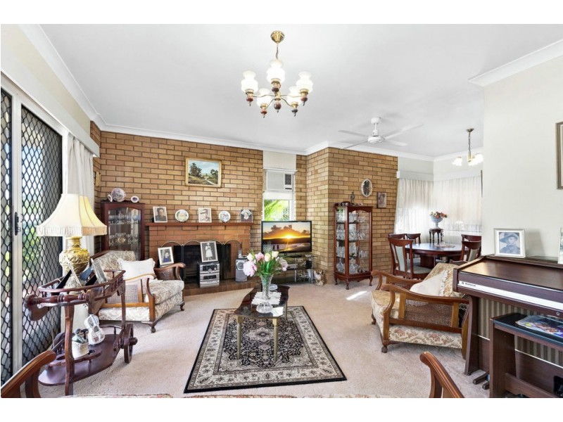 38 Narellan Street, Arana Hills QLD 4054