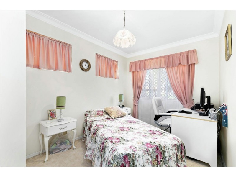 38 Narellan Street, Arana Hills QLD 4054