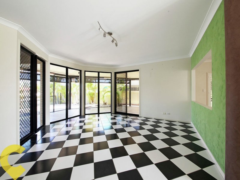 9 Reliance Court, Newport QLD 4020