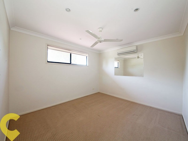 9 Reliance Court, Newport QLD 4020