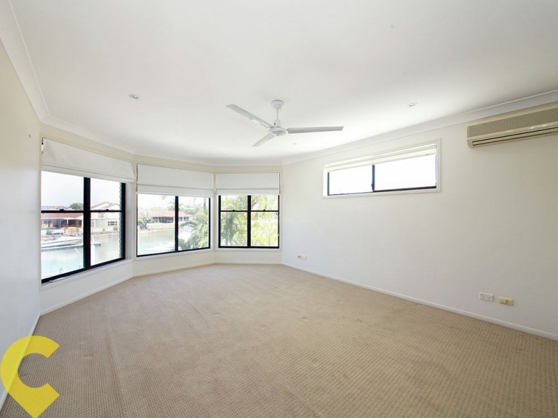 9 Reliance Court, Newport QLD 4020
