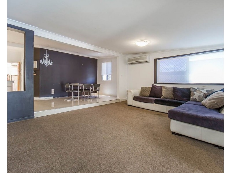 2 Ewan Street, Margate QLD 4019